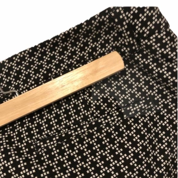 NEW EXPRESS Black & White Columnist Pants - Picture 2 of 3